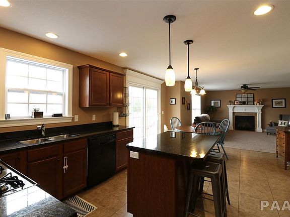 5th image of 309 Hannah Dr