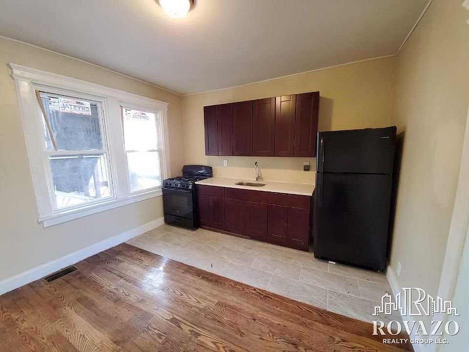 1st image of 277 S Clinton St #2LA