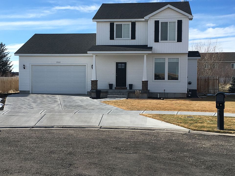 1st image of 3361 N Volcanic Ave