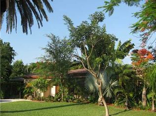 5933 SW 69th Ct, Miami, FL 33143