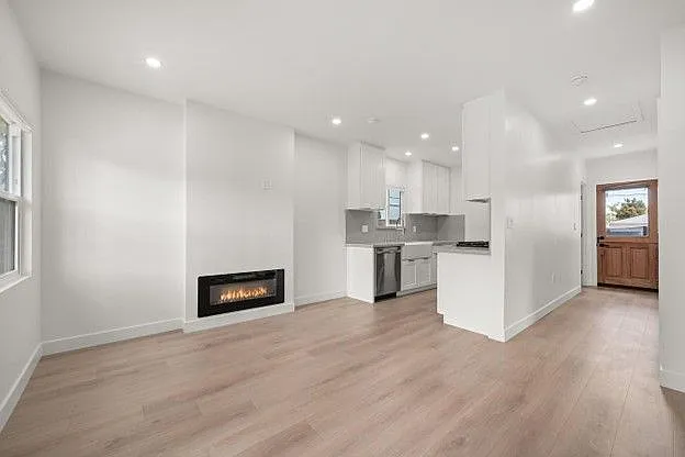 316 Prospect Ave — Photo 6