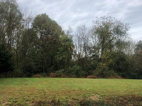 4th image of 403 Blackhawk Dr