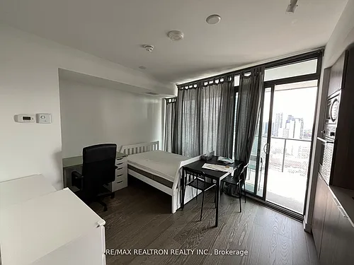 11 Wellesley St W #2712 Photo 1