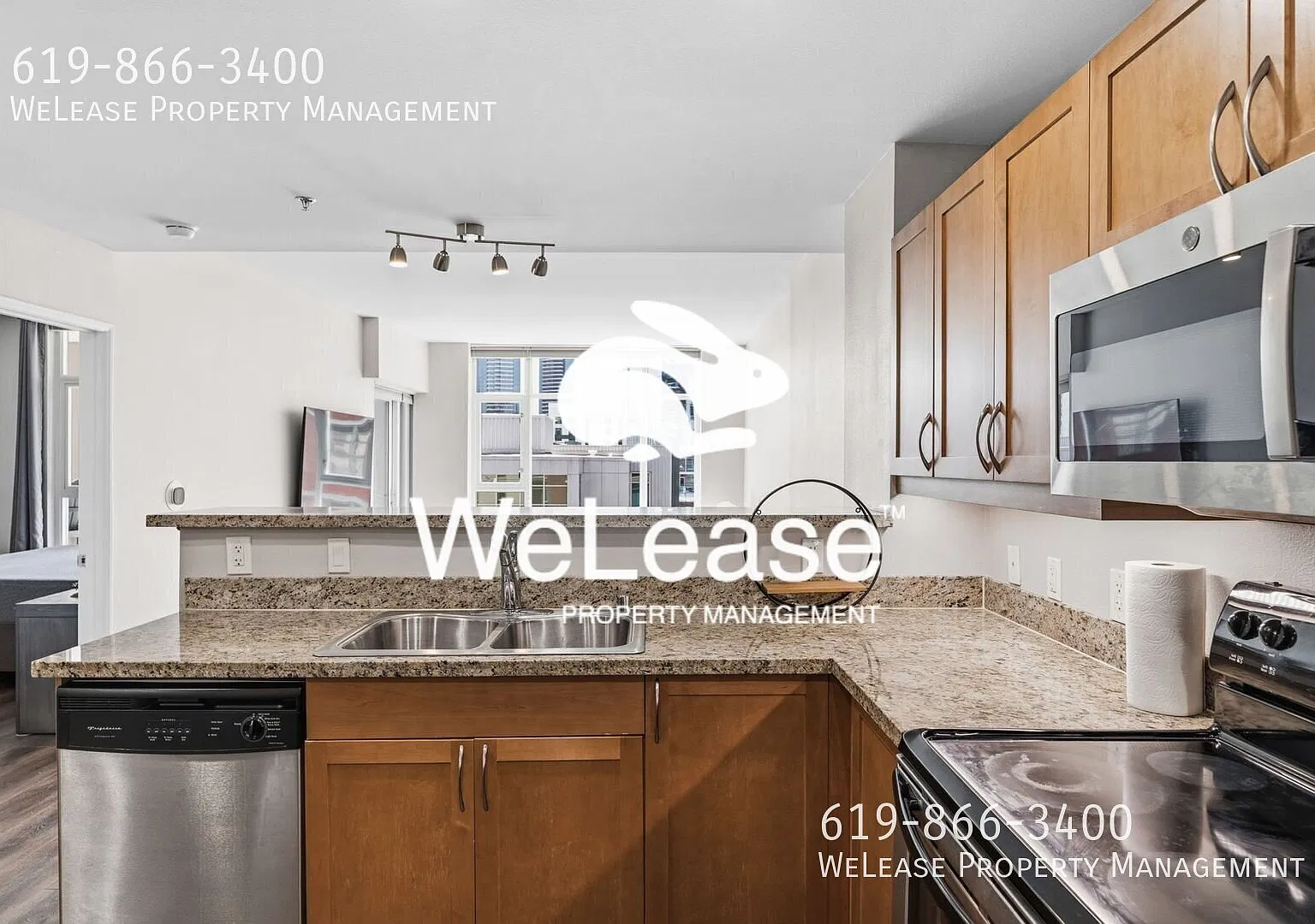 Modern East Village Apartment with Padres Stadium Views — Photo 4