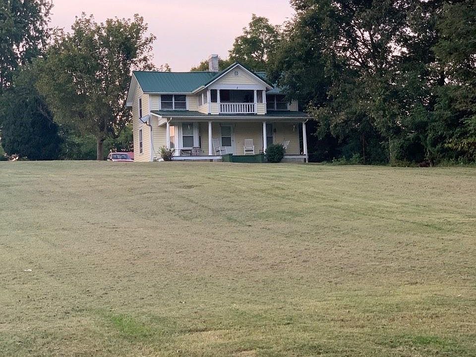 1st image of 2535 Main St