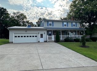 5912 Crest Dr, Erie, PA 16509