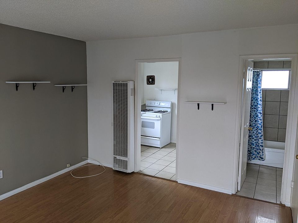 1st image of 1704 Una St #3