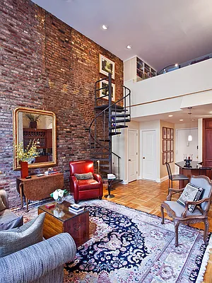 Sold by Sotheby's International Realty | media 9