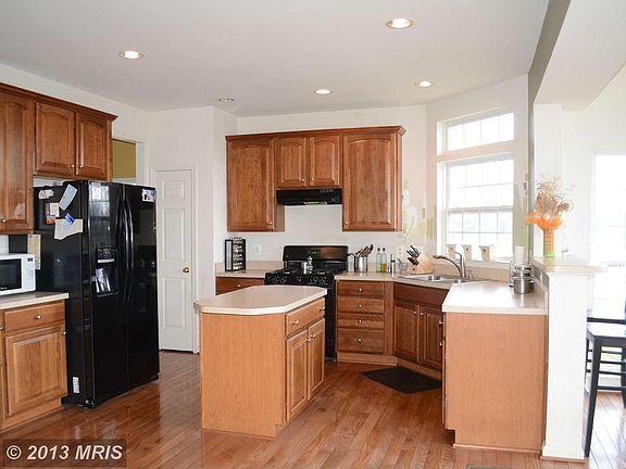 5th image of 88 Avenel Ct