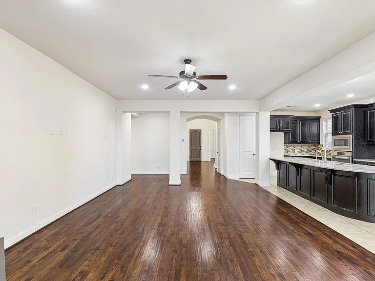 408 Vine St — Photo 5