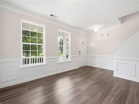 2nd image of 2211 Rindle Dr