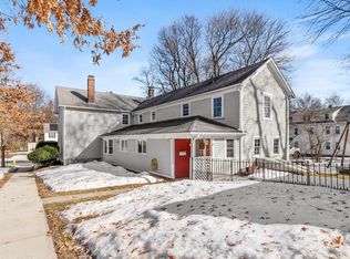 100 Burncoat St, Worcester, MA 01605