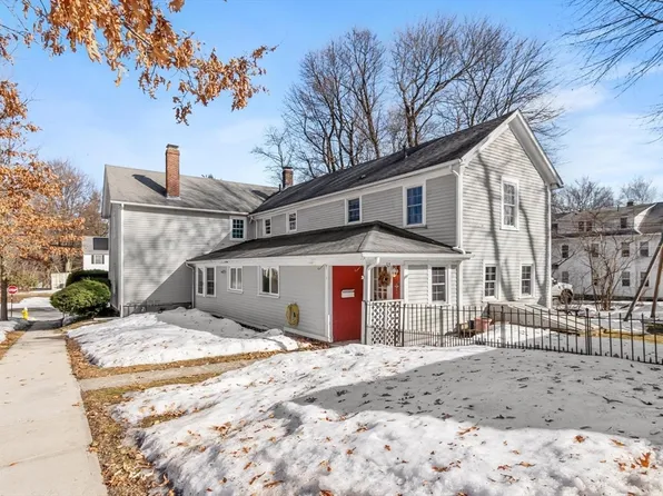 100 Burncoat St, Worcester, MA 01605