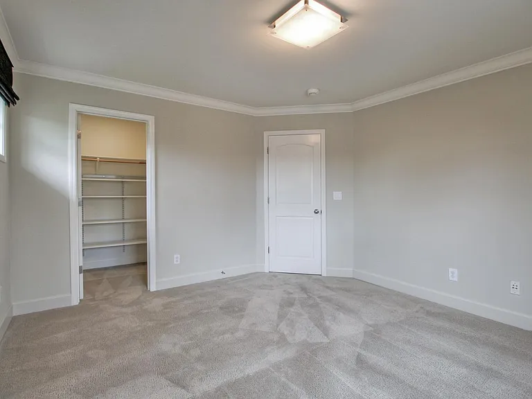 248 Valley St — Photo 30
