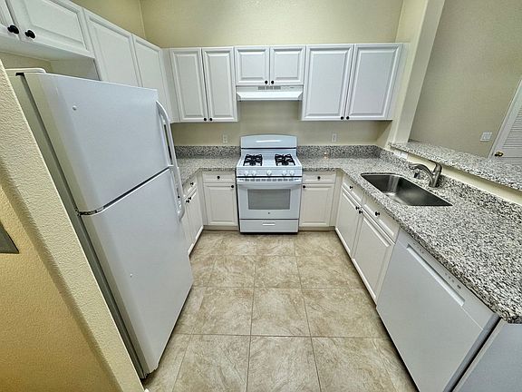 3rd image of 9326 Ruby Arrow Ct Unit 101