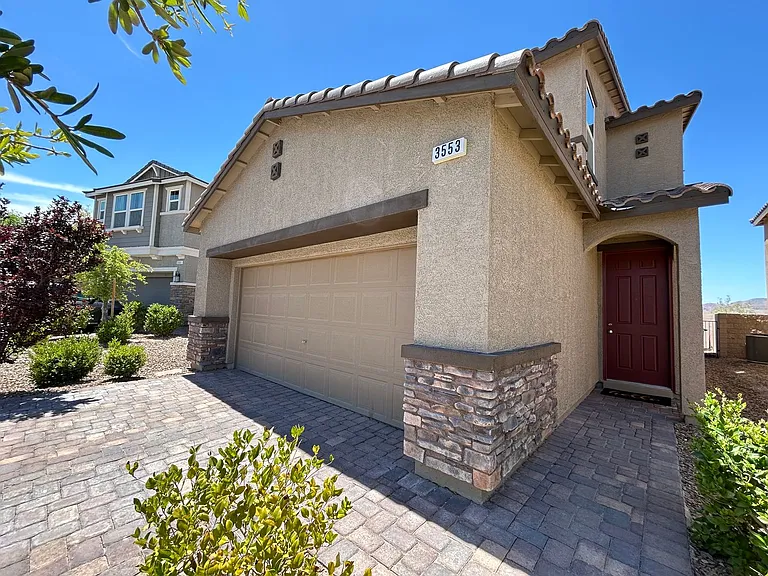 3553 Moneghetti Pl — Photo 2