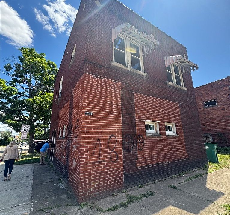 1st image of 1805 Weston Ave