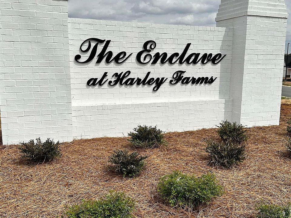 2nd image of 807 Harley Farms Dr