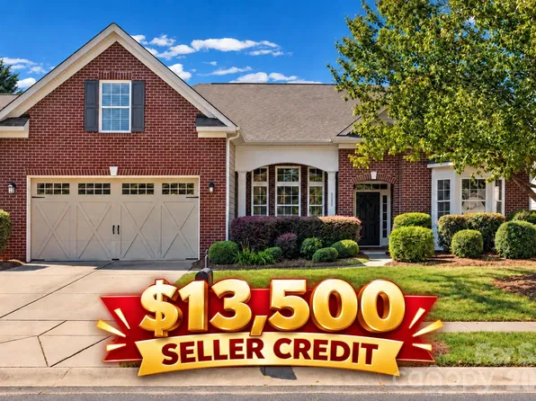 8720 Artesa Mill Ln, Charlotte, NC 28214