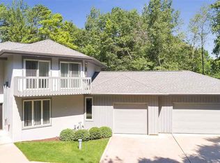 W8650 Pheasant Run, Hortonville, WI 54944