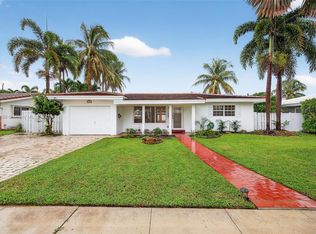 2201 NE 52nd St, Fort Lauderdale, FL 33308
