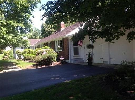 2nd image of 135 Helena St