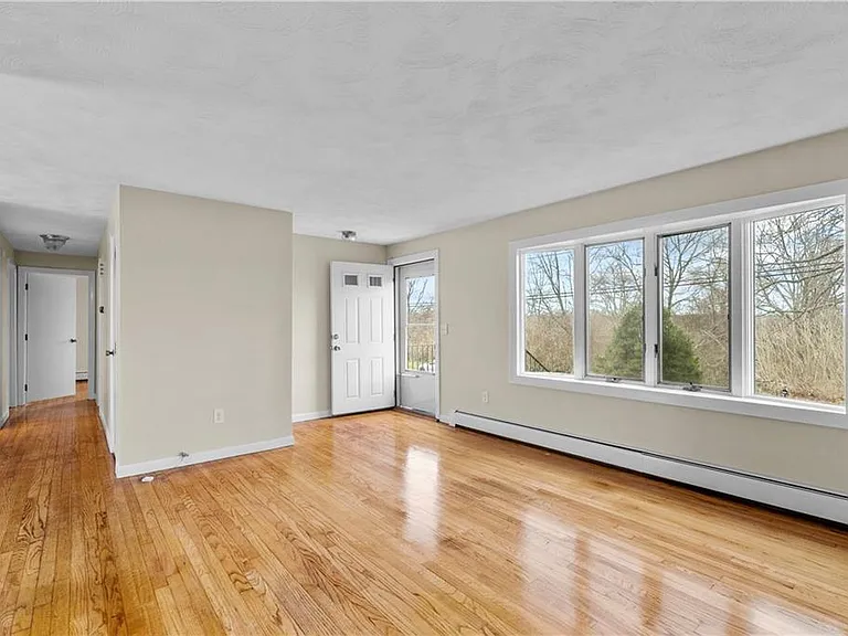 106 Norseman Dr — Photo 5