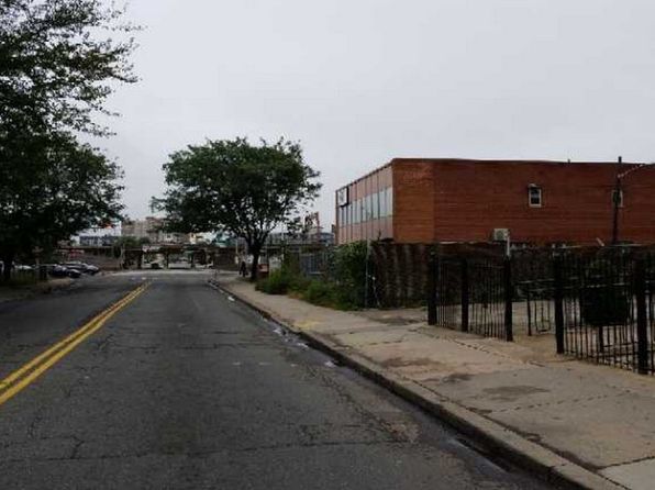 75 S Harrison St, East Orange, NJ 07018