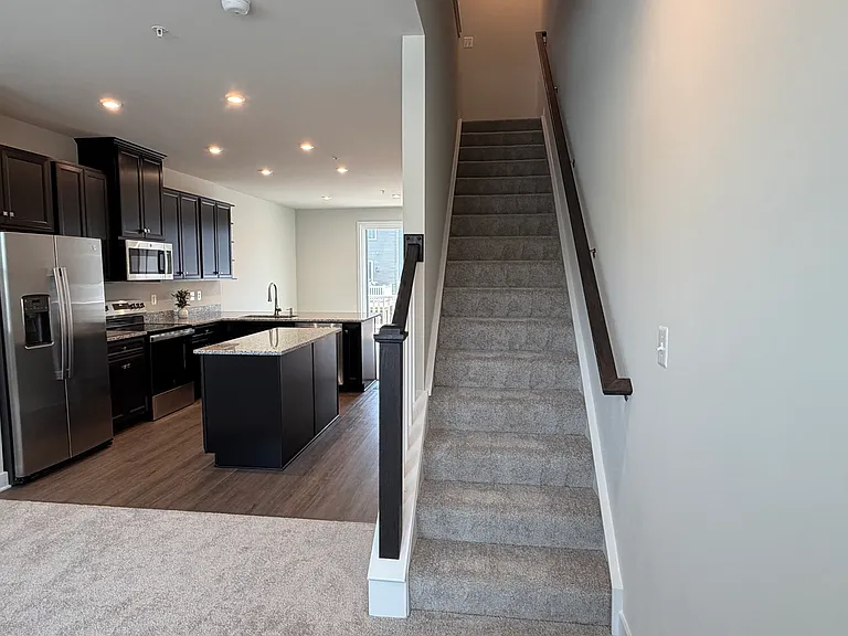 145 Spring Gate Ln — Photo 9