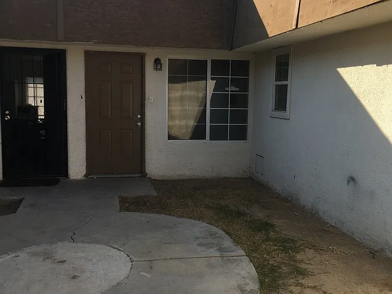 4331 Balboa Dr #A-D — Photo 2