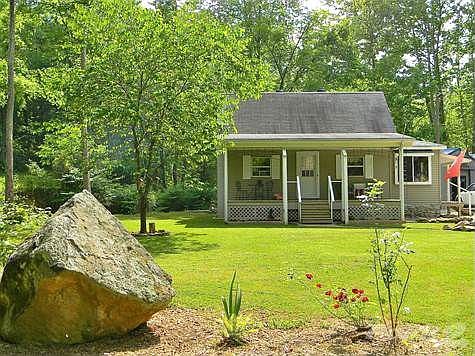 971 Nebo Road main front