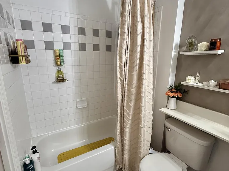 1300 N St NW #109 — Photo 14