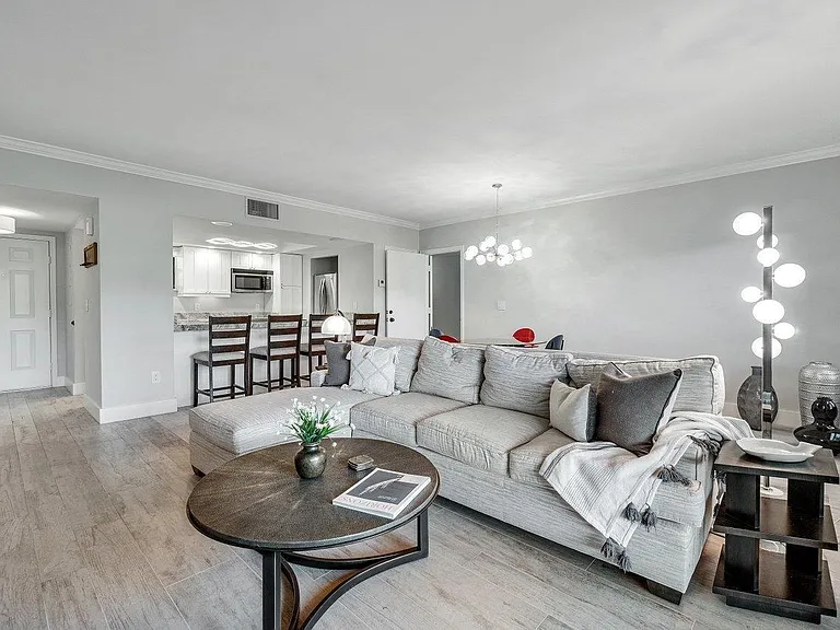 11863 Wimbledon Cir #445 — Photo 1