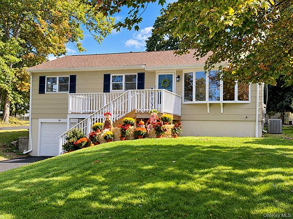 2nd image of 159 Wawayanda Avenue