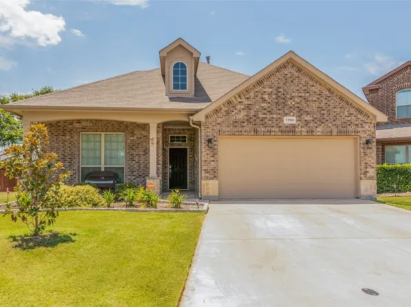 1700 Kachina Lodge Rd, Fort Worth, TX 76131
