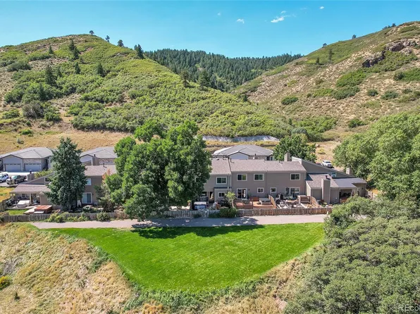 6860 Surrey Trail, Littleton, CO 80125