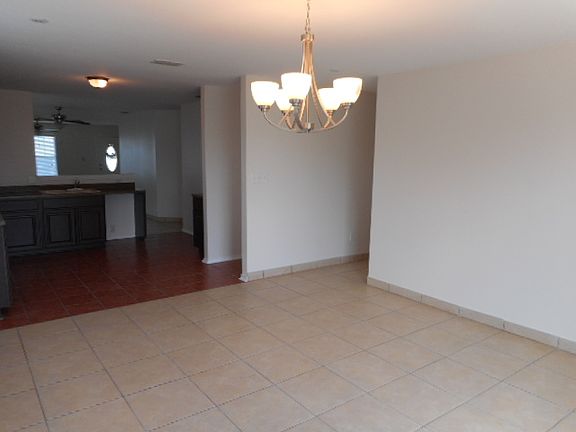 4th image of 2186 Cabo Dr