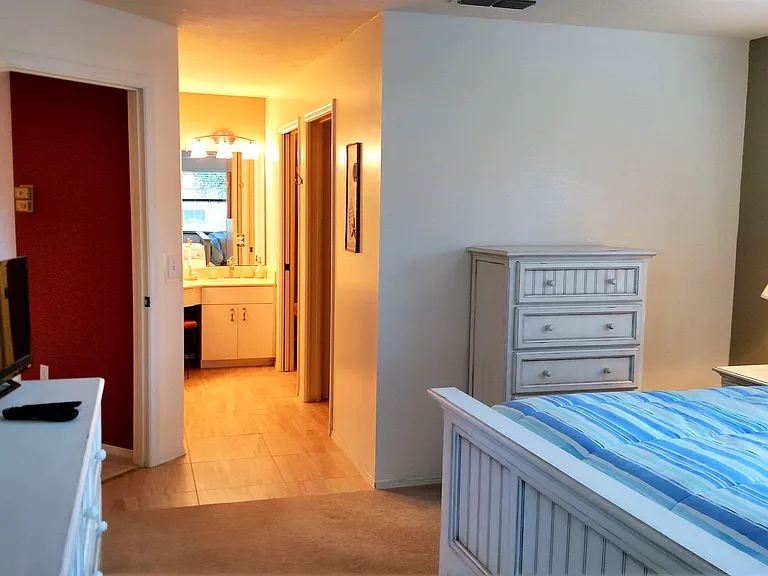 316 Pine Hollow Cir #316 — Photo 6