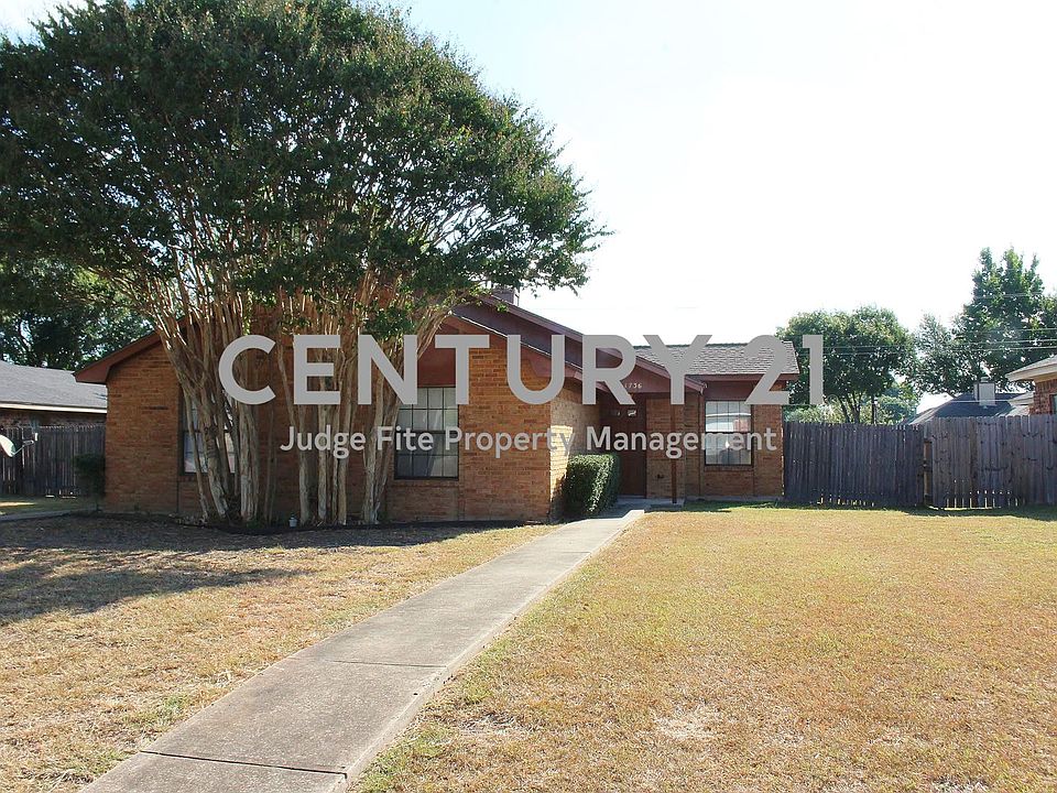 1st image of 1736 Carrington Dr