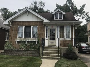 229 Elizabeth St, Calumet City, IL