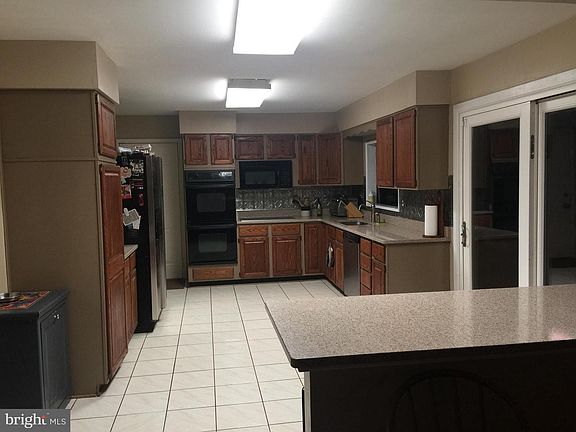 3rd image of 10288 Copeland Dr