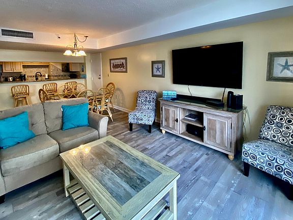 2nd image of 9820 Queensway Blvd. #204