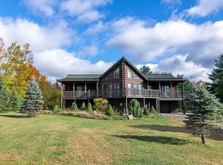 34 Mountain View Ln, Wilmington, NY 12997