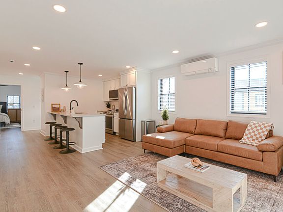 4th image of 38 Exchange St #3