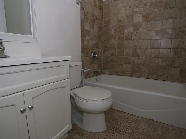 3446 N Bell Ave #6H — Photo 18