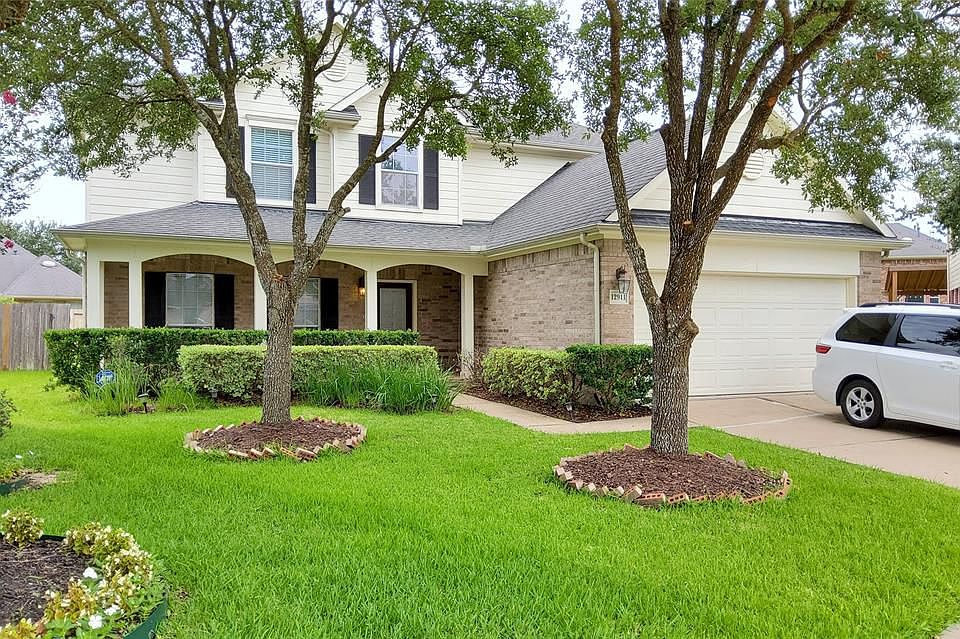 1st image of 12911 Brook Arbor Ct