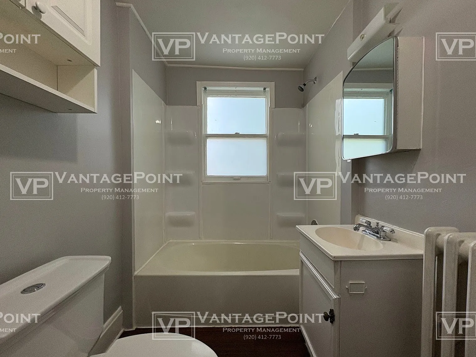 840 Shawano Ave - C — Photo 3