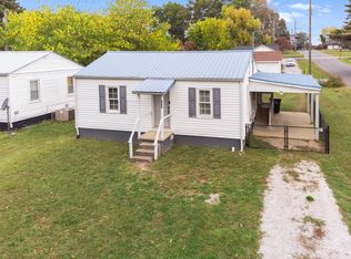 335 Oakwood Rd, Tullahoma, TN 37388