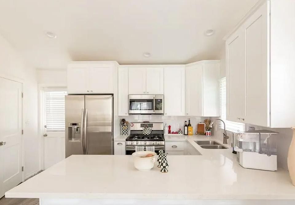 1st image of 1431 Campana St