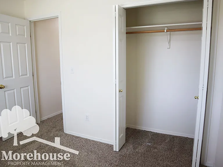 3919 Groveton St — Photo 17